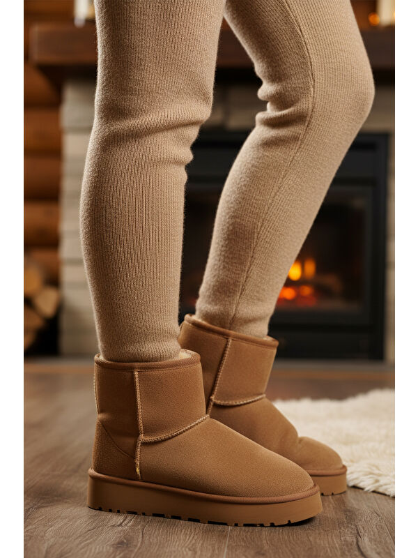 Vizon Süet İçi Kürklü Soğuğa Dirençli Kaymaz Kadın Bot 696081 Z - Görsel 4