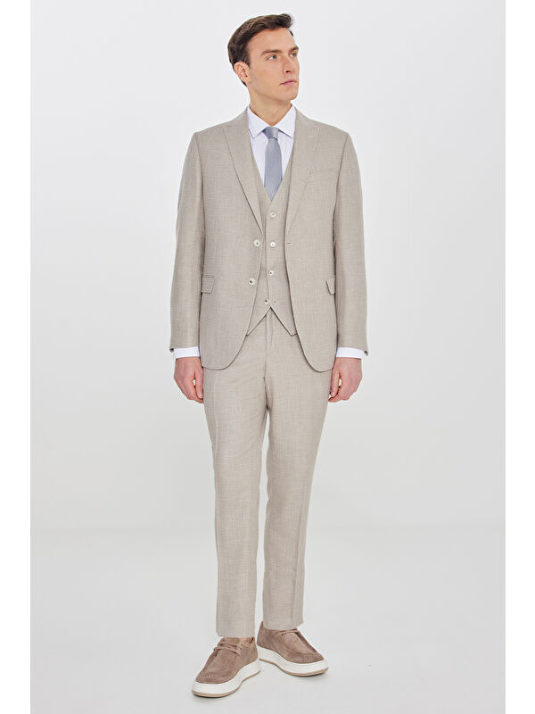 Altınyıldız Classics Erkek Bej Slim Fit Dar Kesim Kırlangıç Yaka Kapak Cepli Çizgili Takım Elbise
