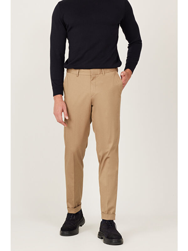 Altınyıldız Classics Erkek Camel Slim Fit Dar Kesim Gabardin Kumaş Desenli Pamuklu Esnek Beli Lastikli Pantolon
