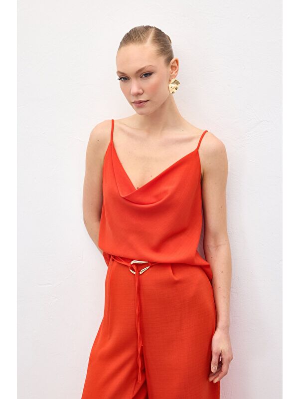 SATEEN Degaje Yaka Dökümlü Bluz - Oranj
