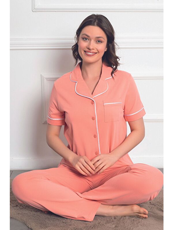Intensive Kadın çiçek desenli düğmeli kısa kol örme pijama takımı
