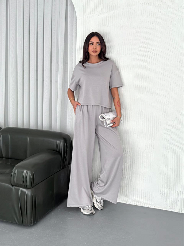 Jane's Osy Modal Yumuşak Dokulu Kumaş Bisiklet Yaka T-shirt  Bol Paça Pantalon Ikili Takım - Boyalı Gri
