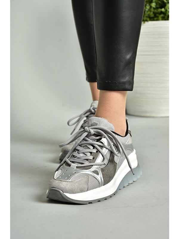 Fox Shoes S9734131 Gri Kadın Sneakers