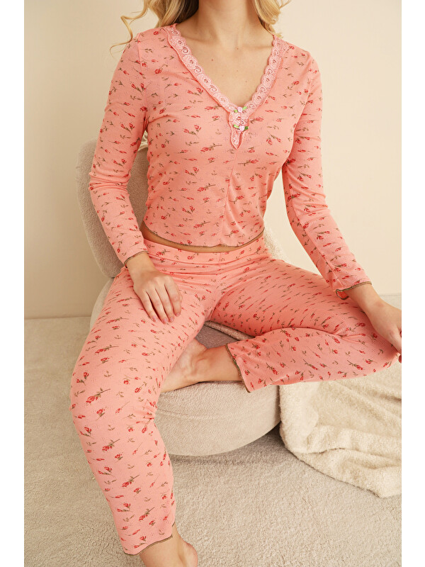 Siyah İnci somon çiçek desenli Ajurlu Delikli Dantelli Örme Pijama Takım7928-8