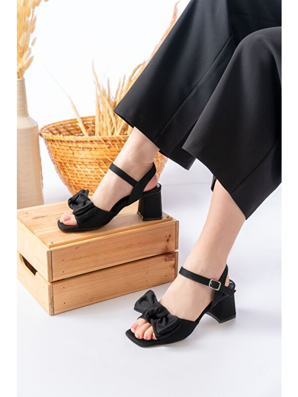 Kadın Silva Fiyonklu Siyah Sandalet - Görsel 3