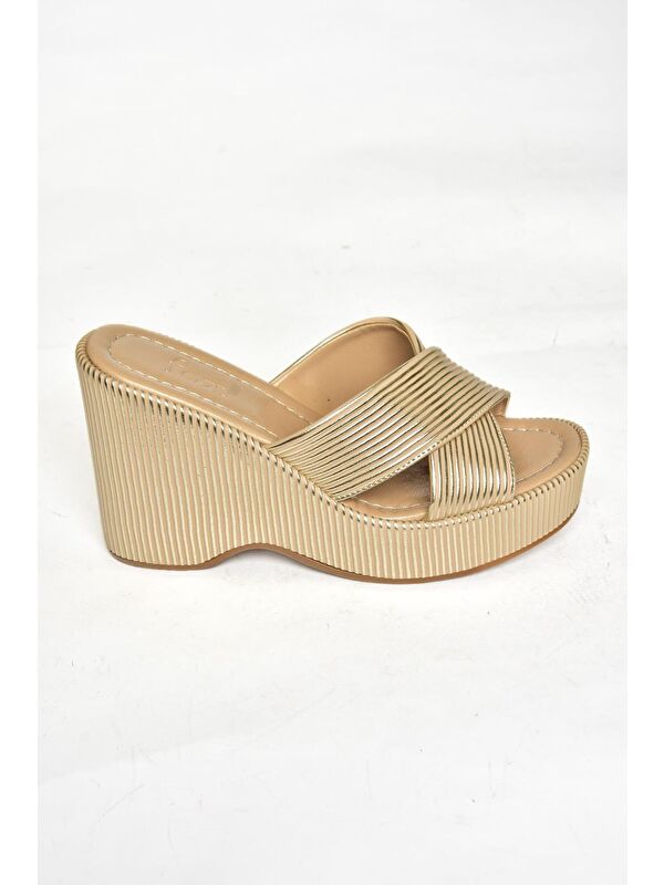 S2501014 Altın Kadın Terlik - Görsel 2