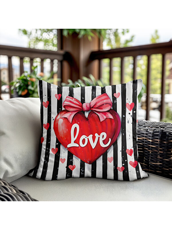 Evmila Sevgililer Günü Özel Love Yazılı Çift Taraflı Baskılı Kadife Kırlent Kılıfı   43x43 cm