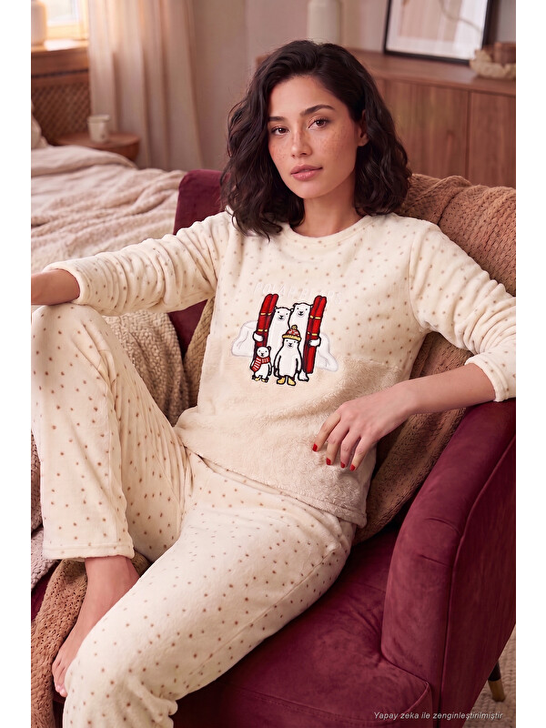 Lela Desenli Yumuşak Dokulu Kışlık Polar Kadın Pijama Takımı 6575031