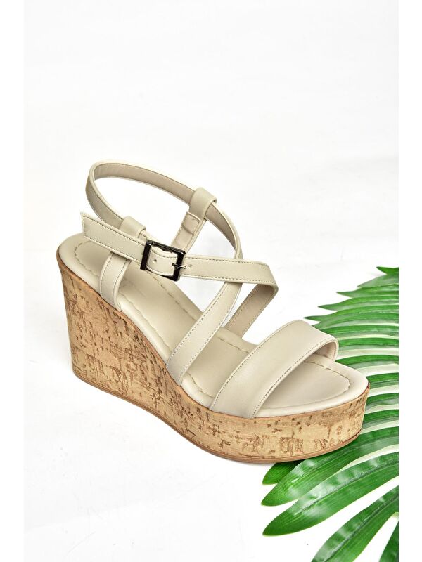 S9960544 Bej Kadın Dolgu Topuklu Ayakkabı - Görsel 3