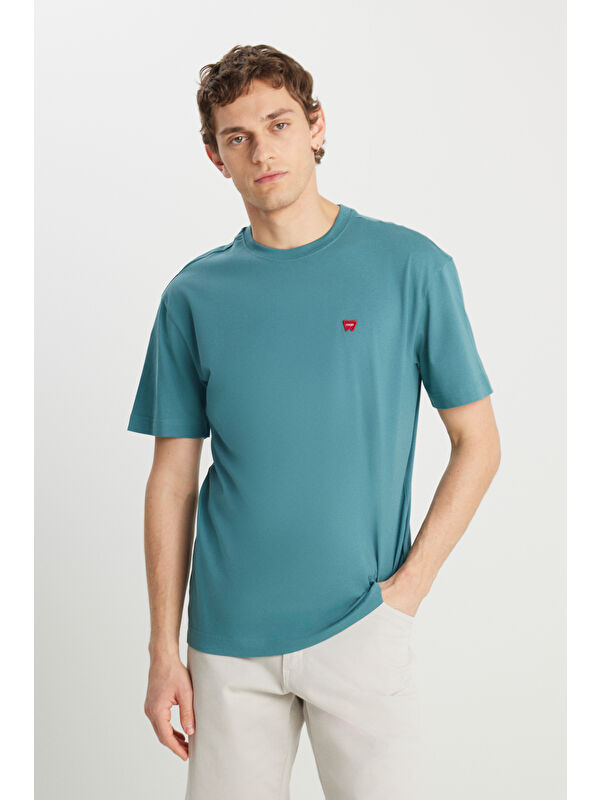 Wrangler %100 Pamuk Relaxed Fit Geniş Kesim Minimal Logo Lacivert Tişört