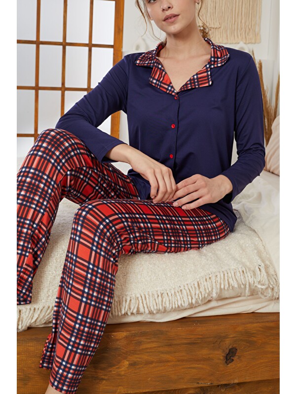 Siyah İnci Lacivert Ekose Desenli Gömlek Yaka Düğmeli Milan Örme Pijama Takım25224004