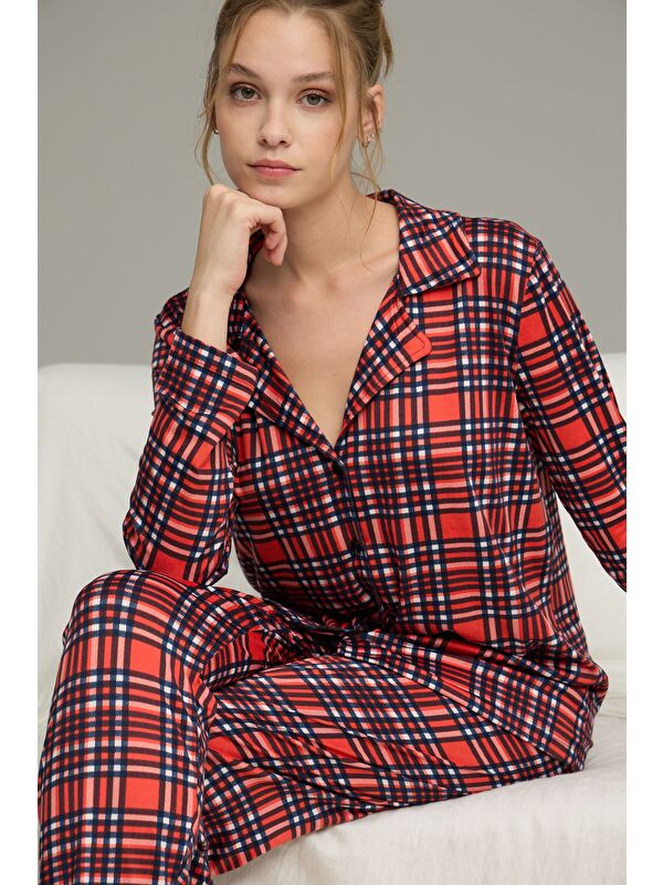 Siyah İnci Ekose Desenli Gömlek Yaka Düğmeli Milan Örme Pijama Takım25224021