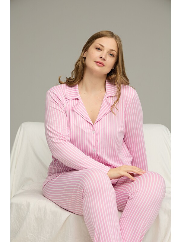 Siyah İnci Pembe Desenli Büyük Beden Battal Boy Gömlek Yaka Düğmeli Milan Örme Pijama Takım25224327