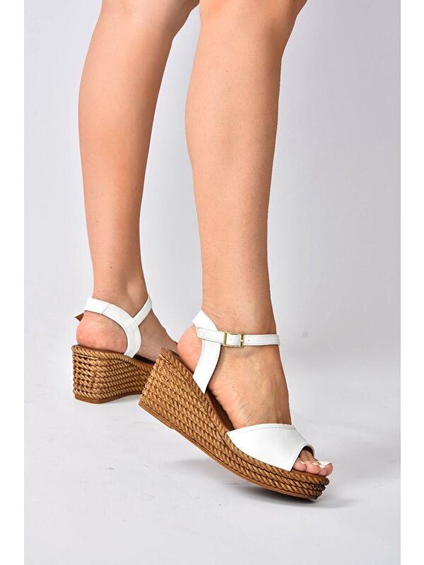 K674192209 Beyaz Dolgu Taban Kadın Ayakkabı - Görsel 2