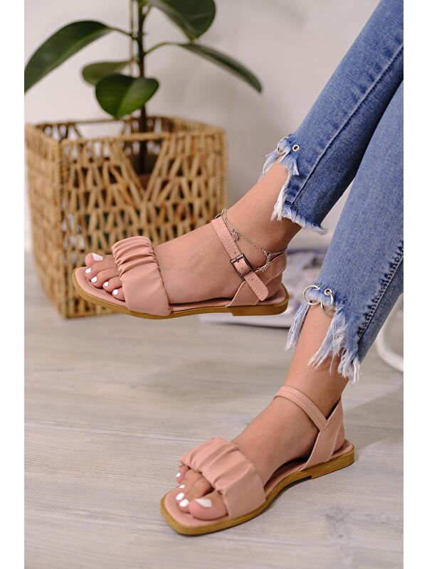 Sens Büzgü Detaylı Kadın Sandalet - Görsel 4