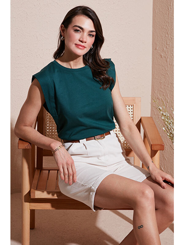 Lela % 100 Pamuklu Bisiklet Yaka Kolsuz Kadın T Shirt 5864019