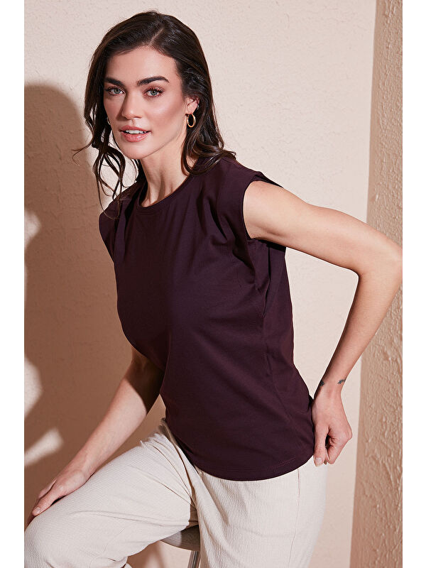 Lela % 100 Pamuklu Bisiklet Yaka Kolsuz Kadın T Shirt 5864019
