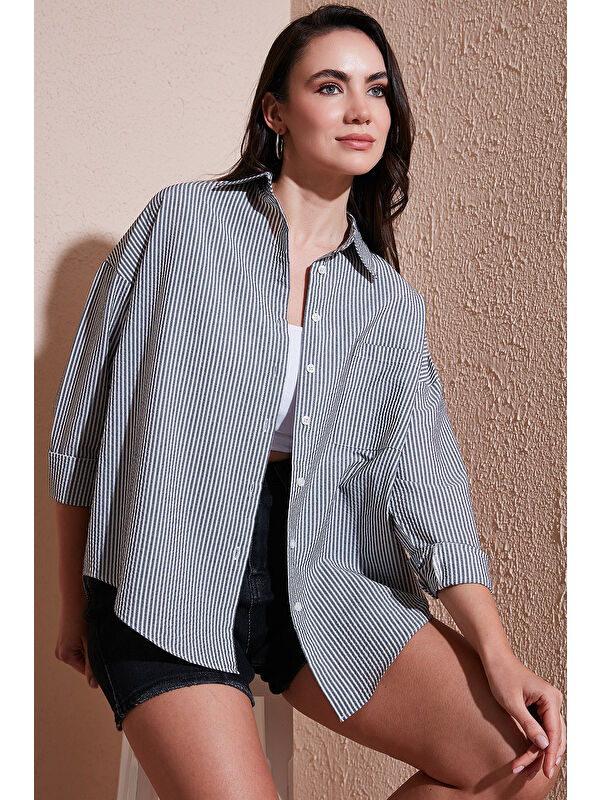 Lela Regular Fit Uzun Kollu Cepli Çizgili Kadın Gömlek 6772895