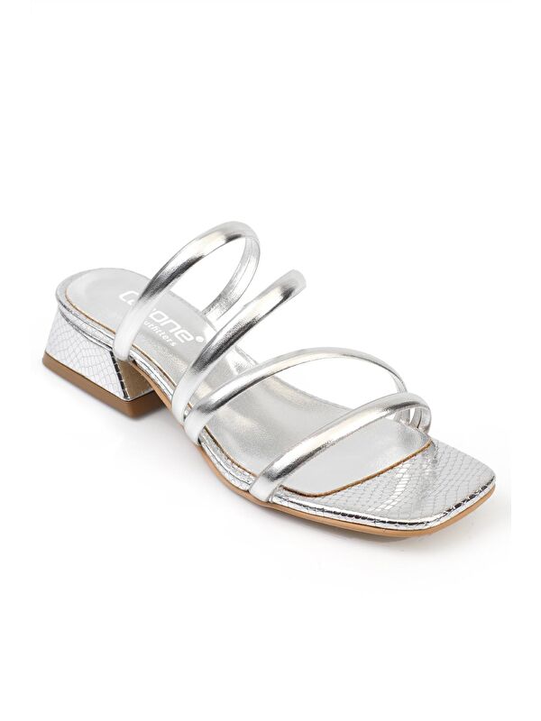 Kadın Terlik - Görsel 4