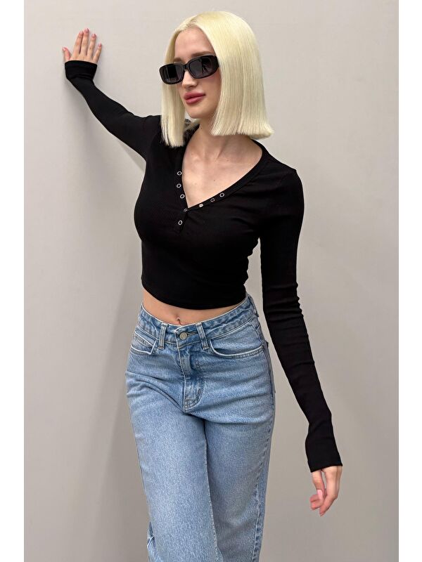 Madmext Siyah V Yaka Uzun Kollu Düğme Detaylı Kaşkorse Bodysuit Mg2194