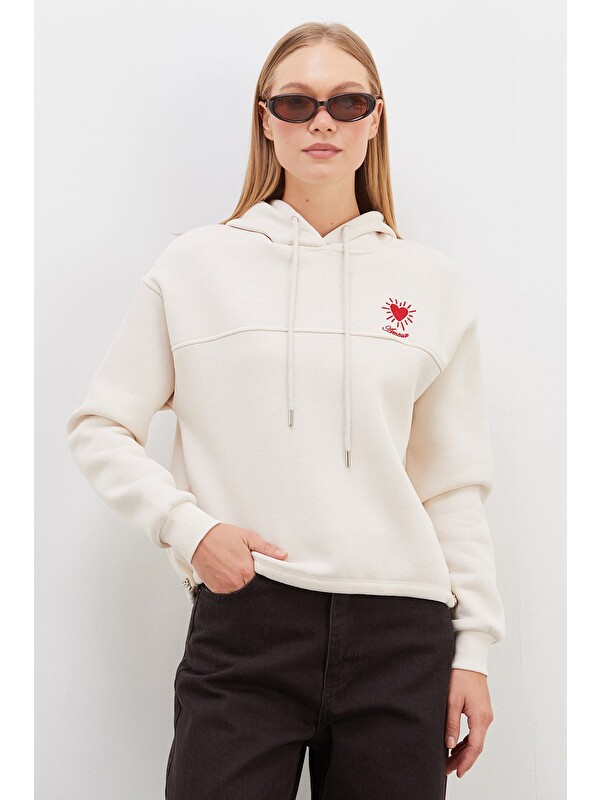 Fullamoda 3 İplik Kalp Nakışlı Kapüşonlu Stoperli Sweatshirt