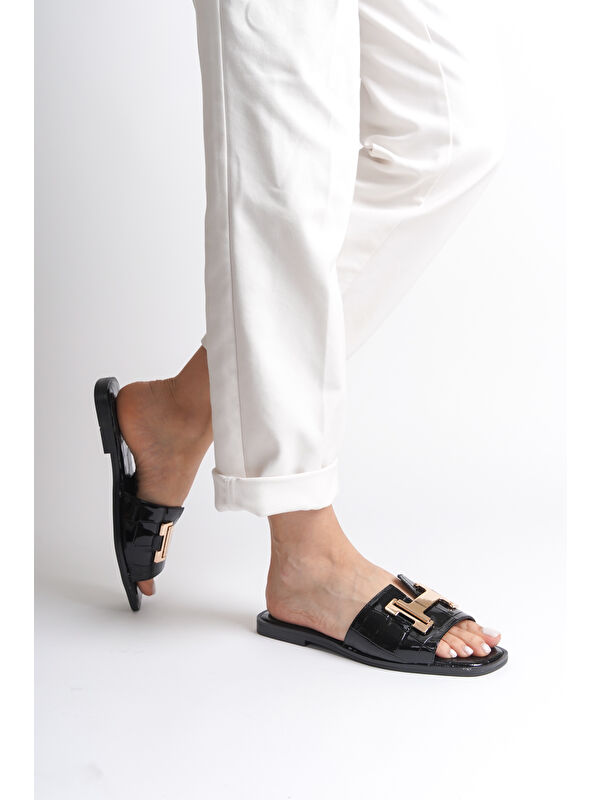 Kadın H Gold Tokalı Terlik - Görsel 6