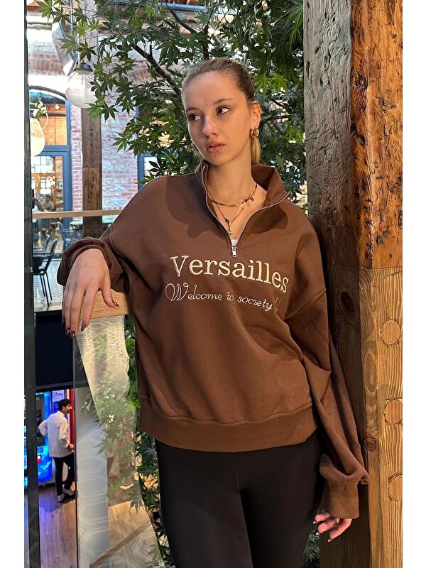 Madmext Kahverengi Yarım Fermuarlı Baskılı Sweatshirt Mg2240