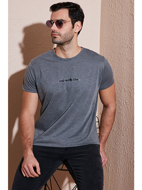 Buratti Bisiklet Yaka %100 Pamuk Slim Fit Erkek Tişört 541WIND
