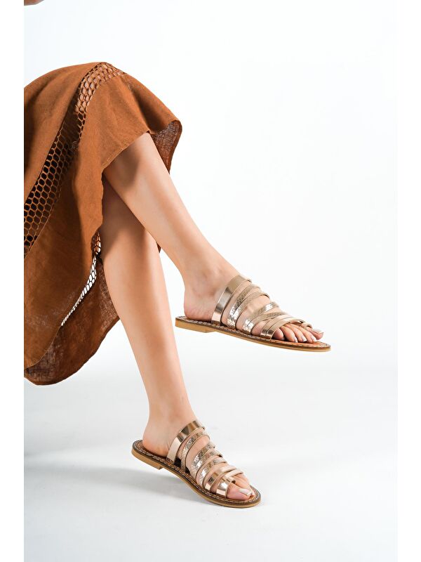 Baş Parmak Detaylı Bantlı Kadın Deri Terlik - Görsel 5