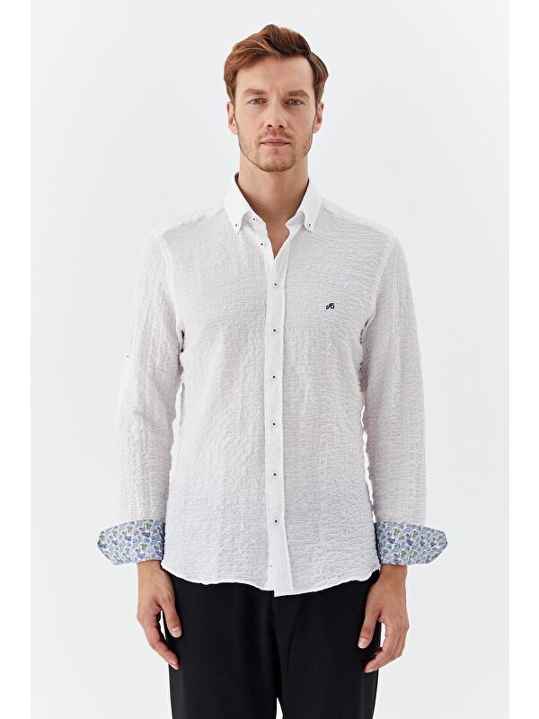 Sabri Özel Erkek Beyaz Slim Fit Gömlek – Uzun Kollu, Düğmeli Yaka, Baskılı