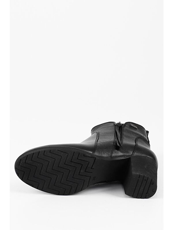 SİYAH Hakiki Deri Yuvarlak Burun Topuklu Kauçuk Taban Fermuarlı Püsküllü Kadın Günlük Bot 10406 - Görsel 8