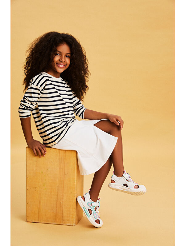 Rocket Işıklı Kız Okul Öncesi Beyaz Sandalet - Görsel 2