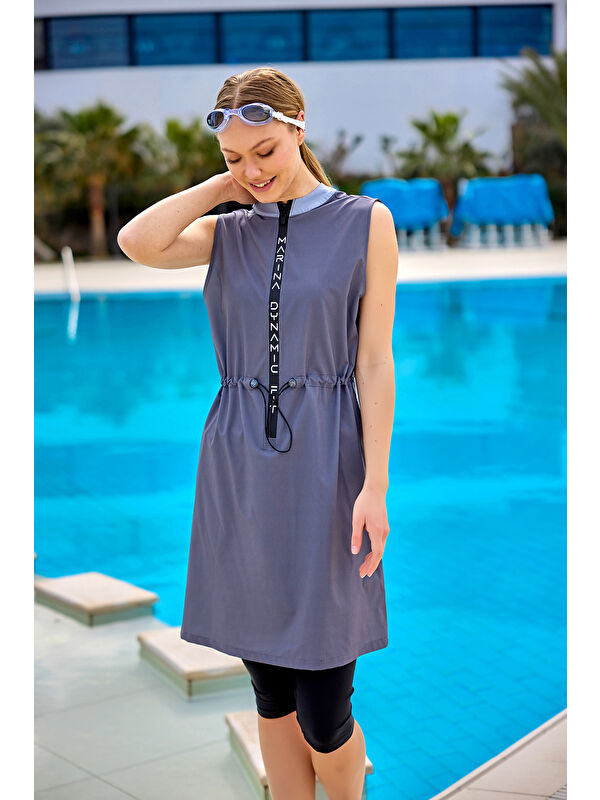 Marina Siyah Yarı Kapalı Mayo H2509