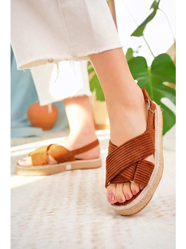 Önü Açık Kadife Sandalet - Görsel 3