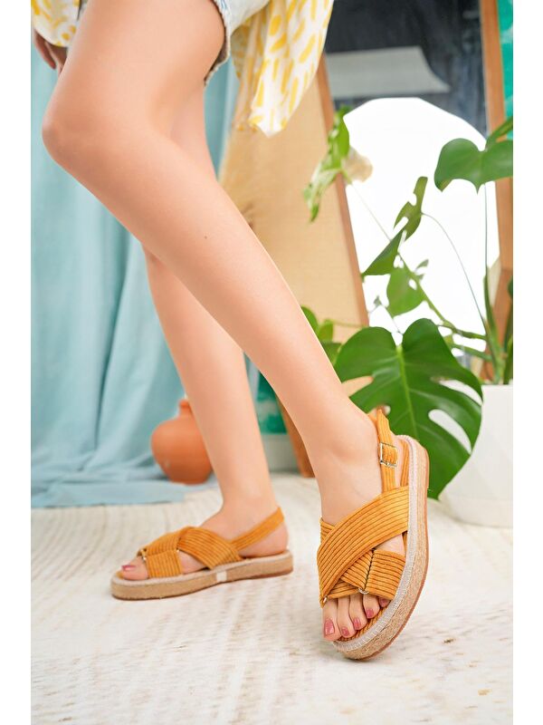 Önü Açık Kadife Sandalet - Görsel 3