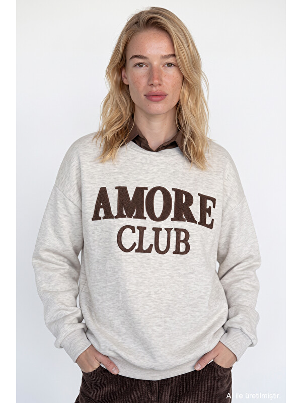 QUZU Polo Yaka Amore Nakışlı Oversize Sweatshirt Bejmelanj