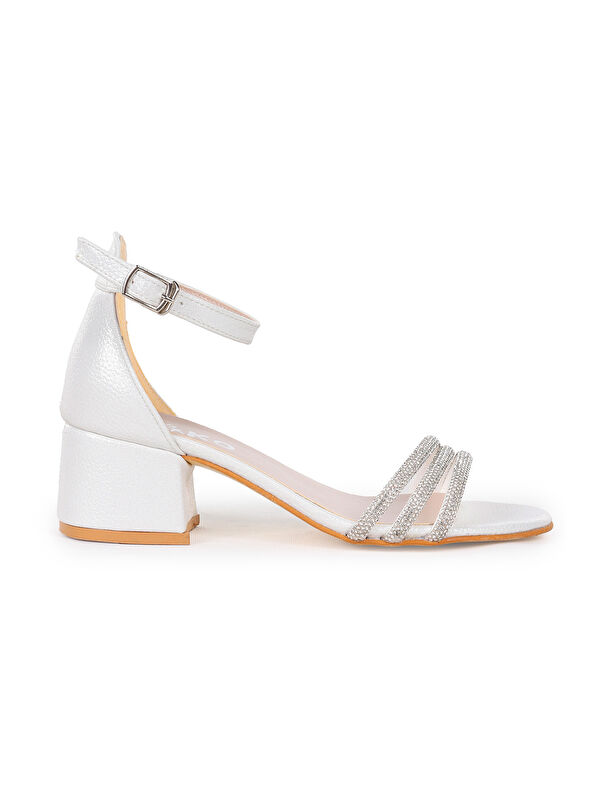 Nobe Günlük Kız Çocuk 4 Cm Topuklu Sandalet Ayakkabı - Görsel 4