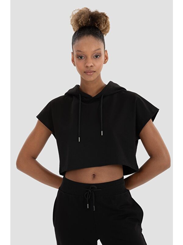 Superstacy Alice Kapüşonlu Kısa Kollu Siyah Crop Sweatshirt