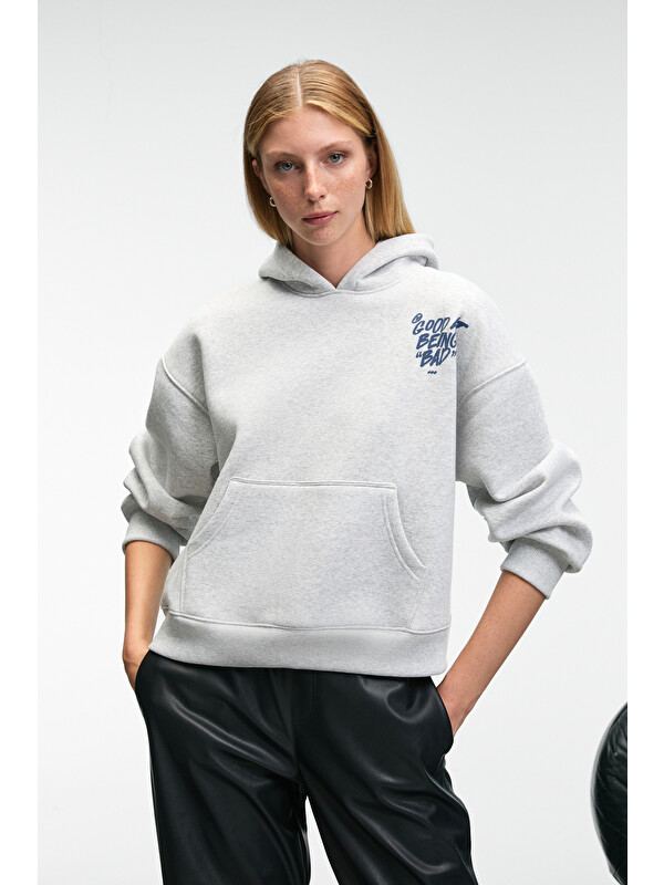 GRIMELANGE EVANTIA Kadın Baskılı Oversize Kapüşonlu Nakış Detaylı Kanguru Cep GRİ MELANJ Sweatshirt
