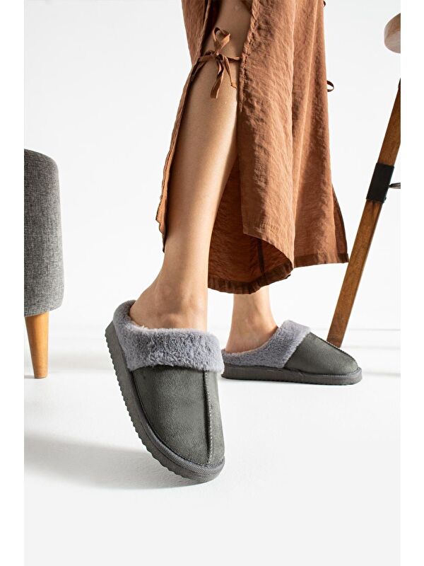 Sagu Kadın Ev Terliği Pelüş Ev Terliği Ses Yapmaz Taban Sıcak Kürklü Terlik - Görsel 4