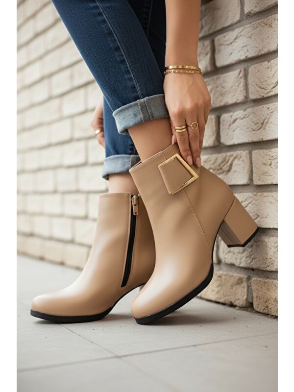 Kadın Atina Nude Cilt Toka Detaylı Topuklu Kısa Bot - Görsel 3