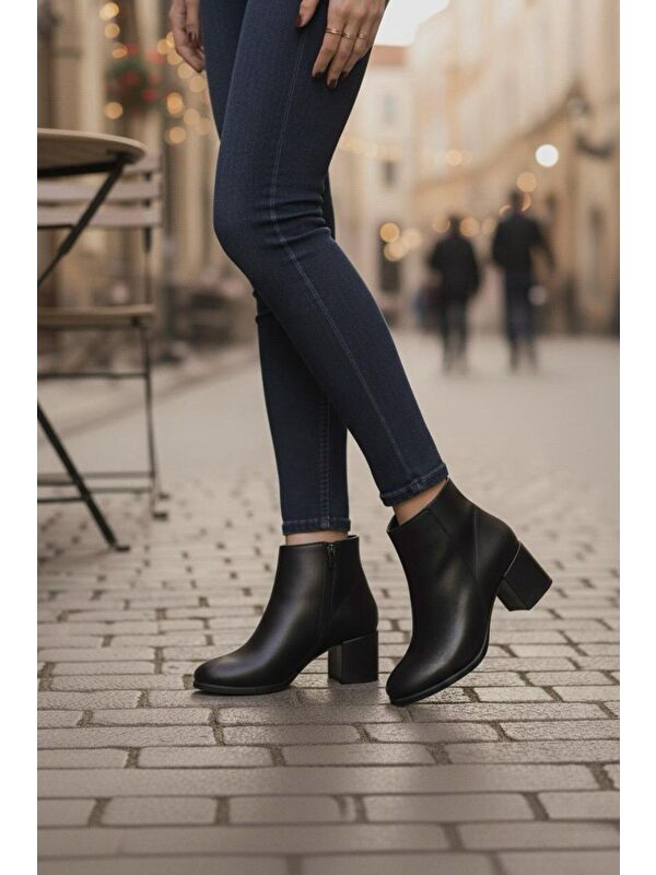 Kadın Liva Siyah Cilt Düz Topuklu Kısa Bot - Görsel 2