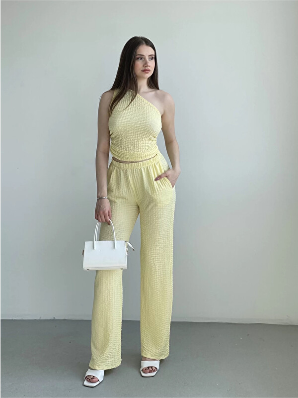 Hazelin Kadın Sarı Beli Lastilkli Gofre Kumaş Pantolon HZL24S-ZK13261