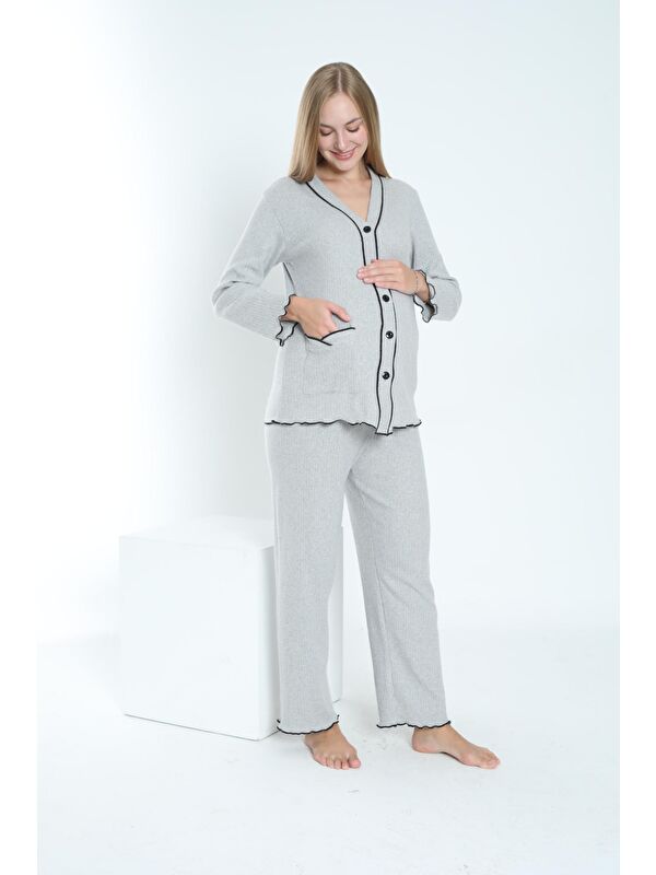 MİSS DÜNYA LİSSA Gri Önden Düğmeli Ayarlanabilir Bel Kol ve Paça Fırfır Detaylı Hamile Pijama Takımı