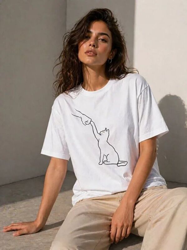 Jane's Minimal Kedi Çizim Baskılı Tişört Kısa Kol Yazlık T-Shirt - Beyaz