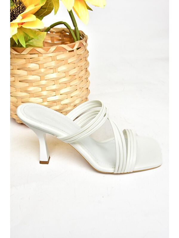 S5900337 Beyaz Kadın Terlik - Görsel 3