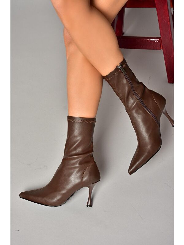 T752582409 Kahverengi Kadın Bot - Görsel 4