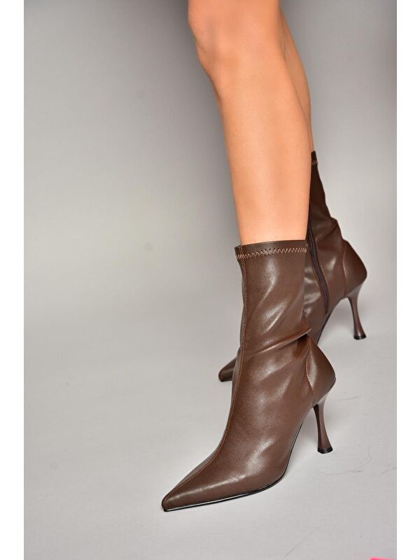 T752582409 Kahverengi Kadın Bot - Görsel 5