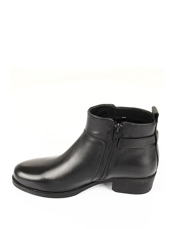 SİYAH Hakiki Deri Yuvarlak Burun Kauçuk Taban Topuklu Fermuarlı Tokalı Kadın Günlük Bot 48444 - Görsel 7