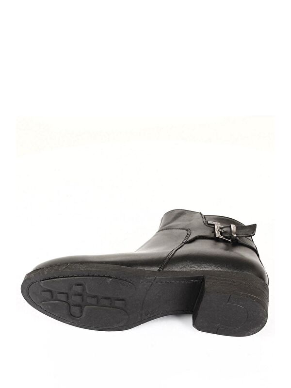 SİYAH Hakiki Deri Yuvarlak Burun Kauçuk Taban Topuklu Fermuarlı Tokalı Kadın Günlük Bot 48444 - Görsel 8